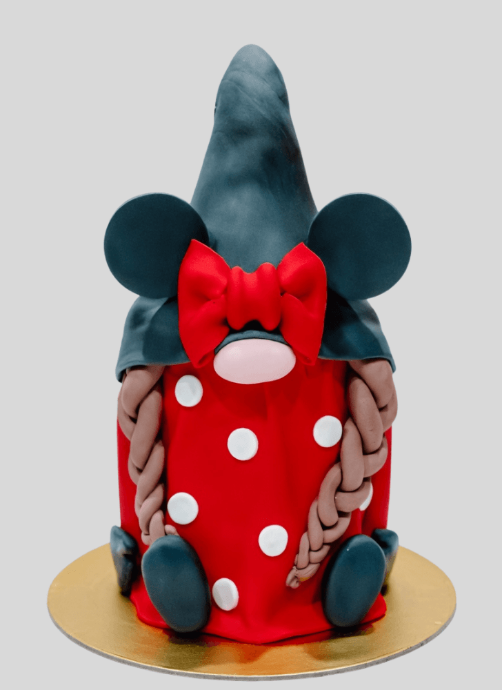 Excellent Gnome Cake