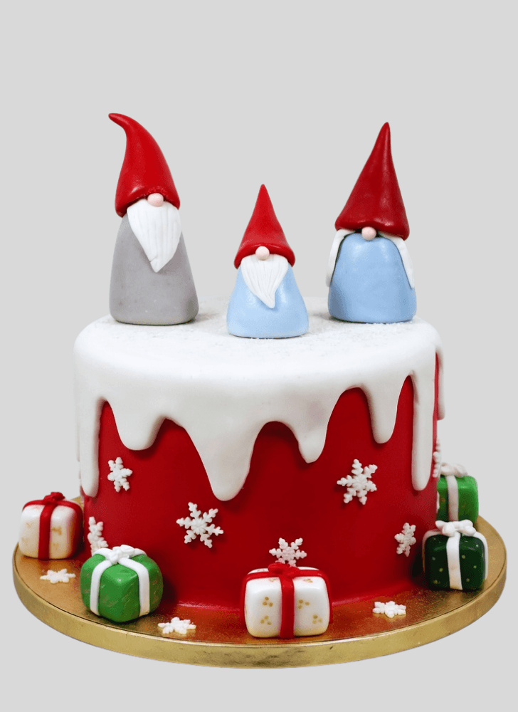 Pretty Gnome Cake