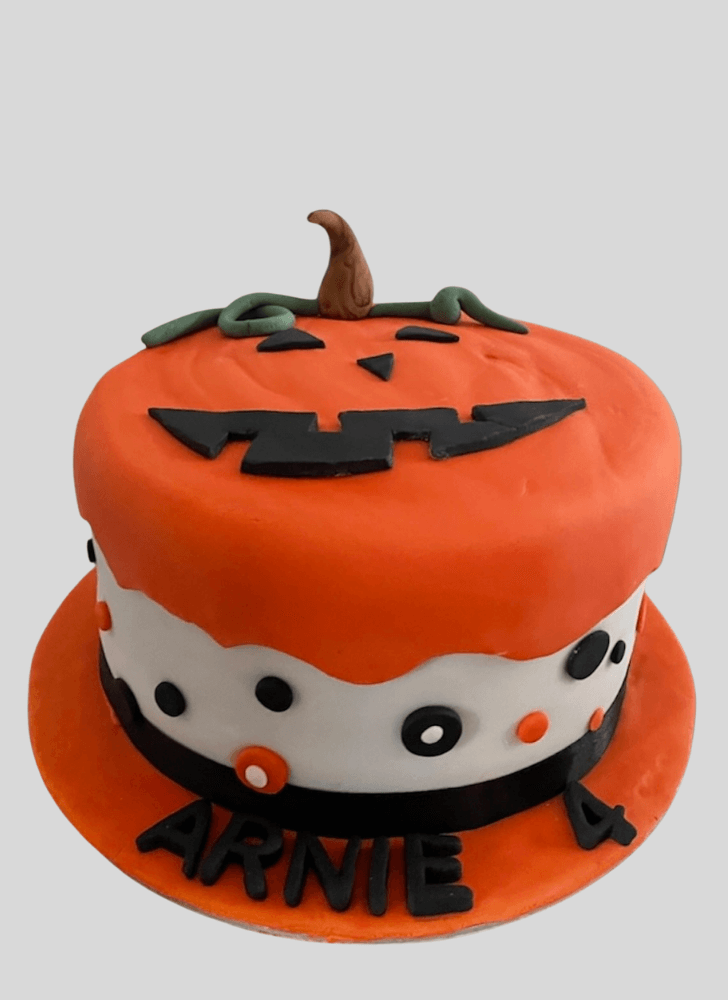 Enticing Halloween Cake
