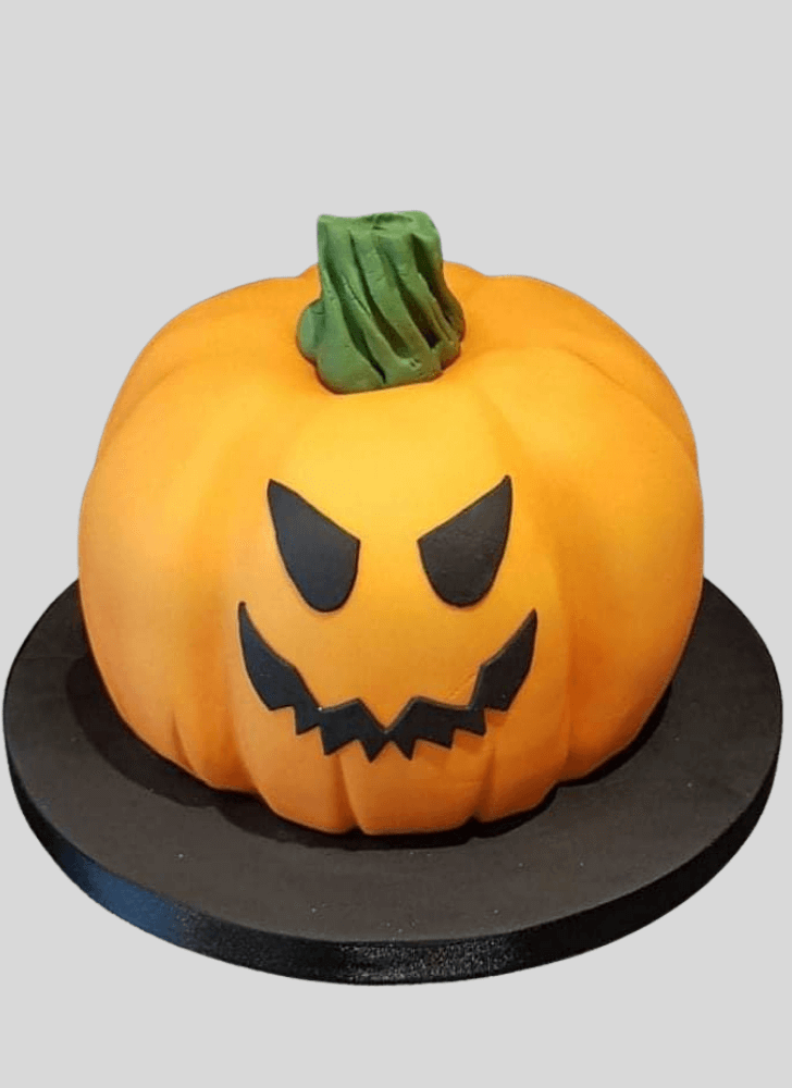 Resplendent Halloween Cake
