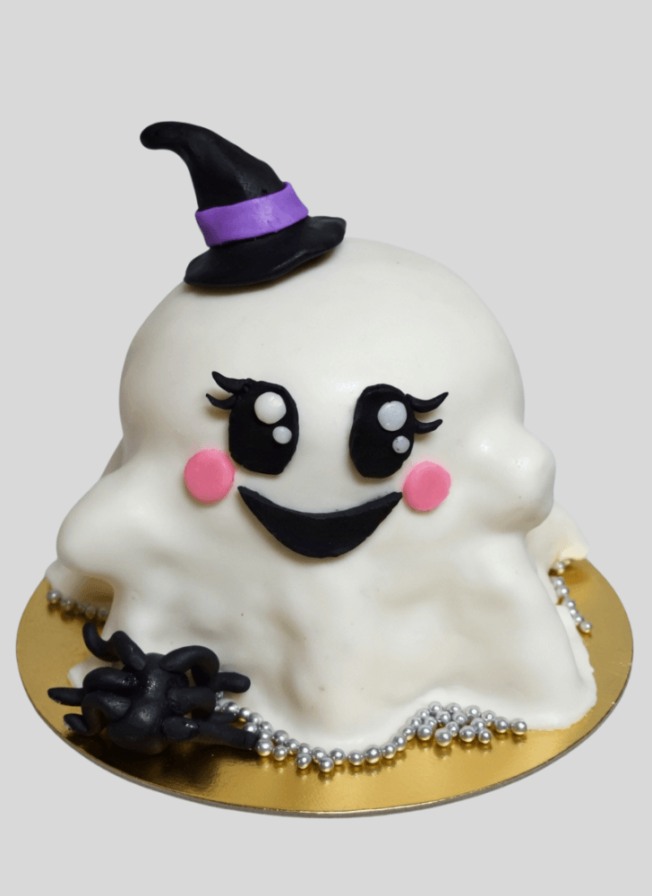 Pretty Halloween Ghost Cake