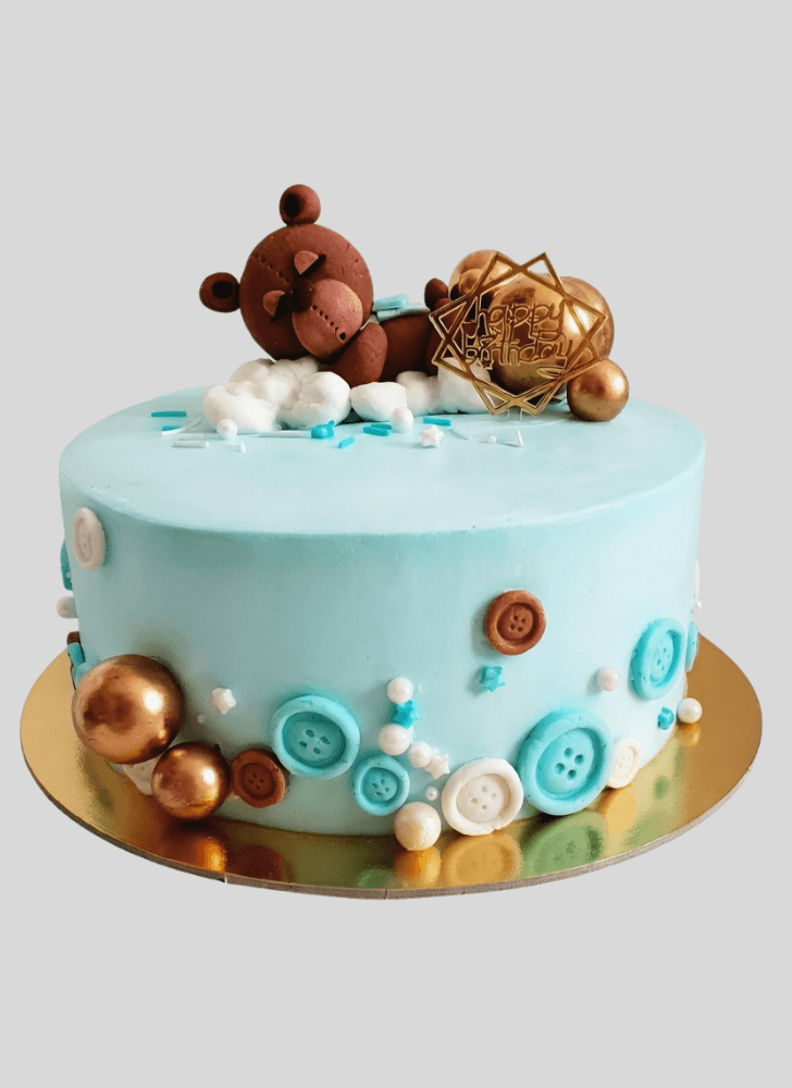 Delicate Sleepy Bear Cake
