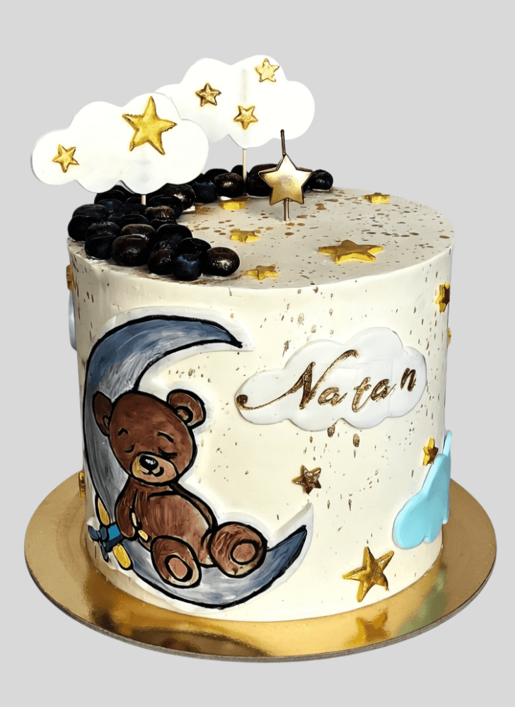 Exquisite Sleepy Bear Cake