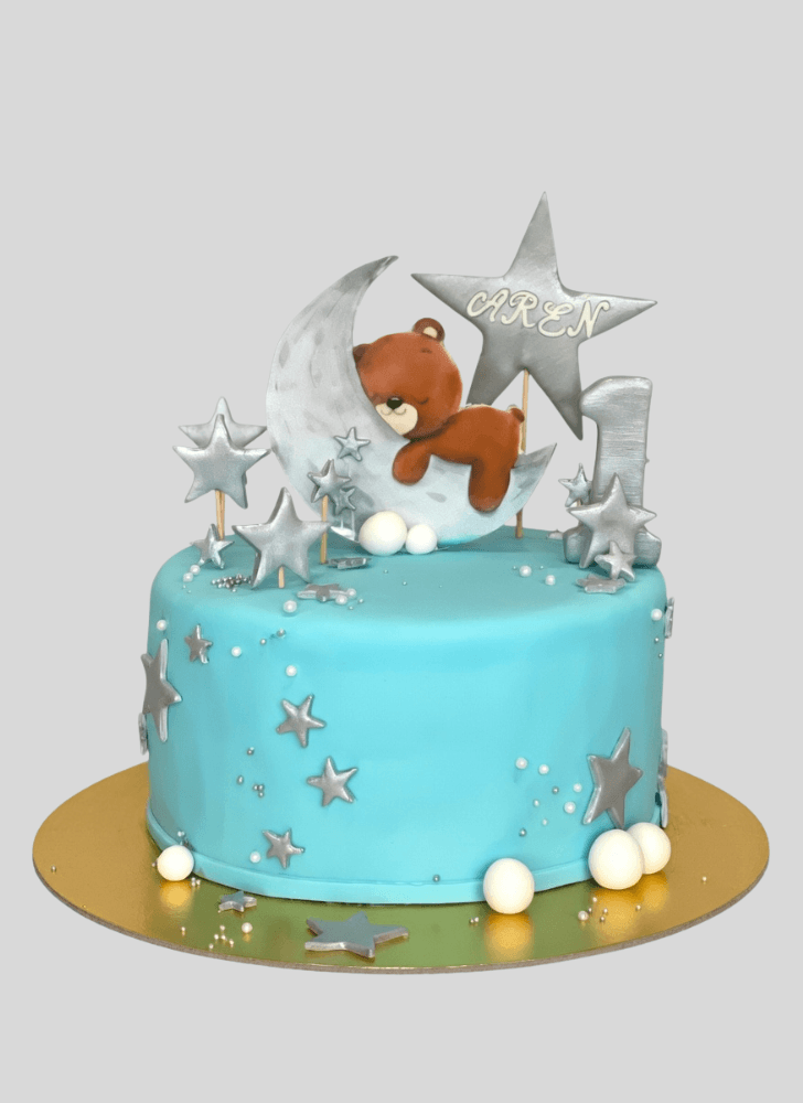 Gorgeous Sleepy Bear Cake