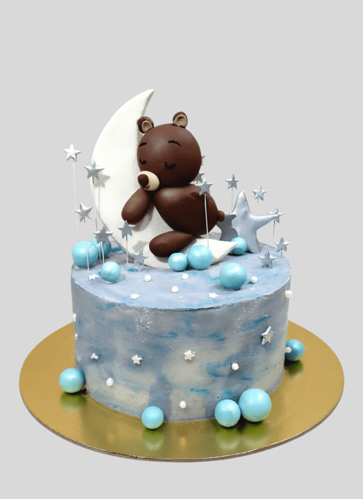 Grand Sleepy Bear Cake