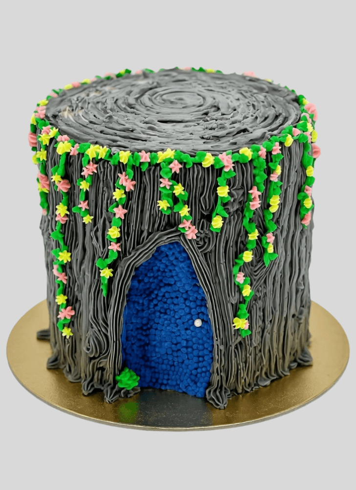 Graceful Woodland Cake
