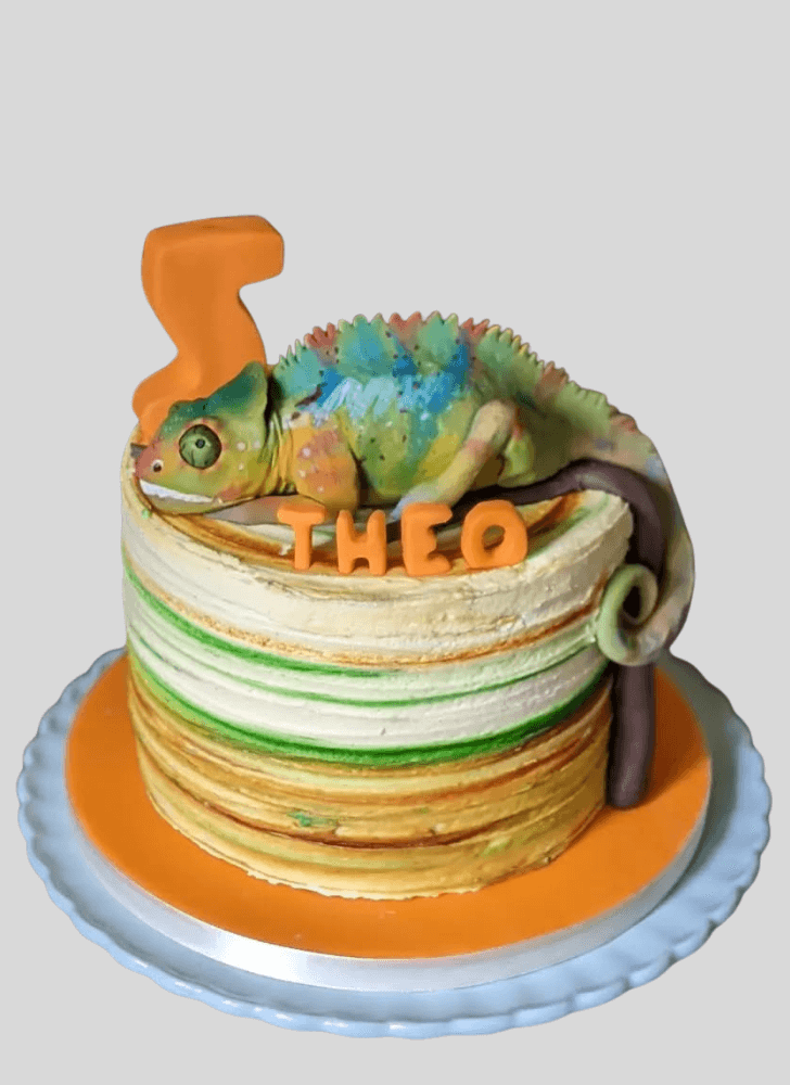 Beauteous Chameleon Cake