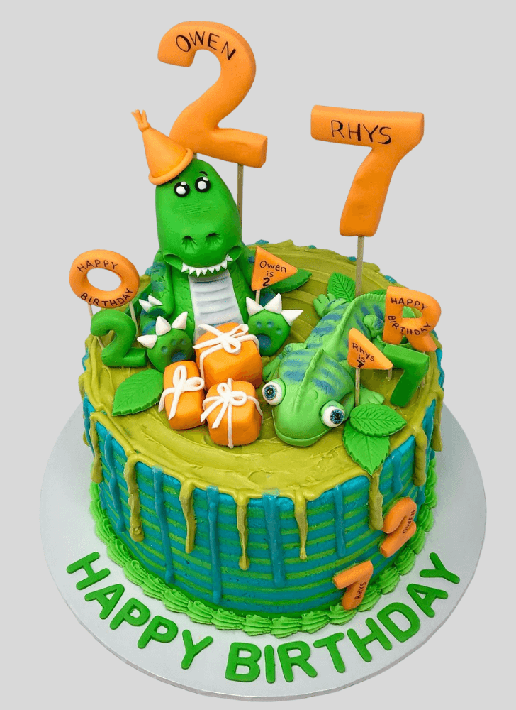 Elegant Chameleon Cake