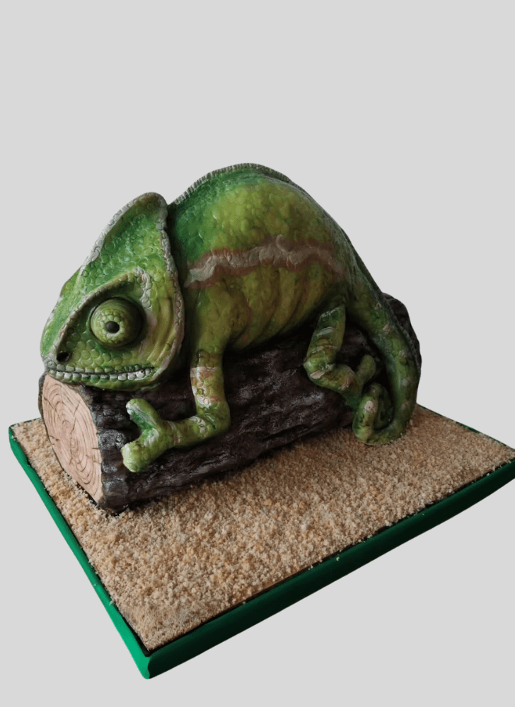Fetching Chameleon Cake