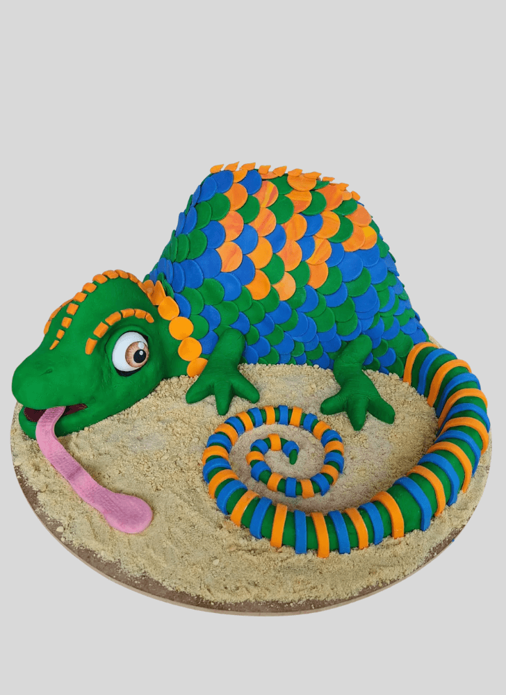 Handsome Chameleon Cake