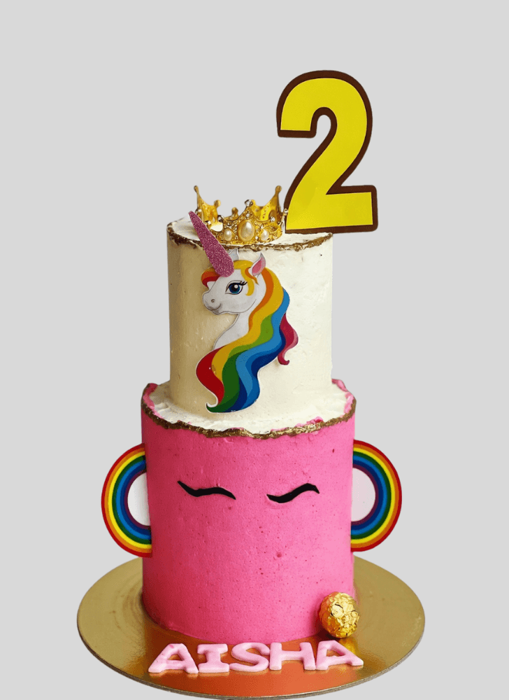 Inviting Magical Unicorn Cake