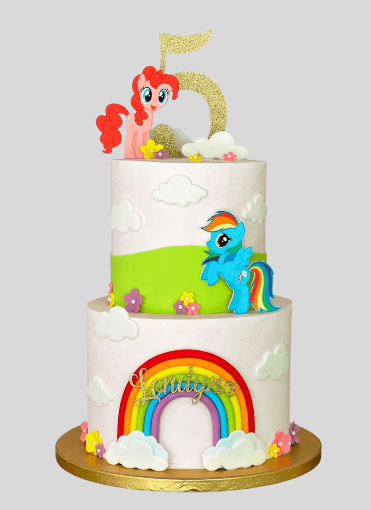 Fetching Rainbow Dash Cake