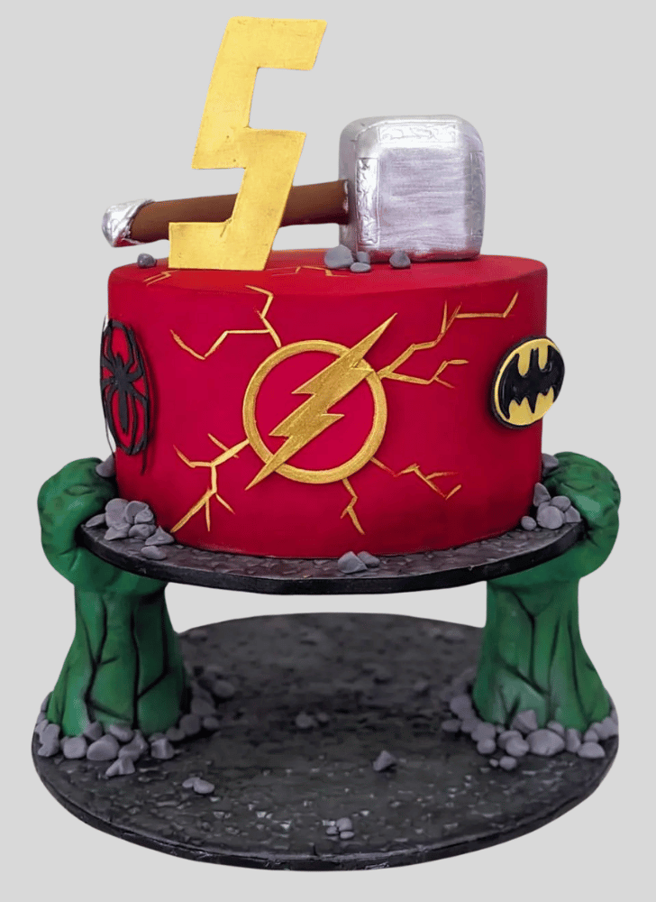 Beauteous SuperHero Cake