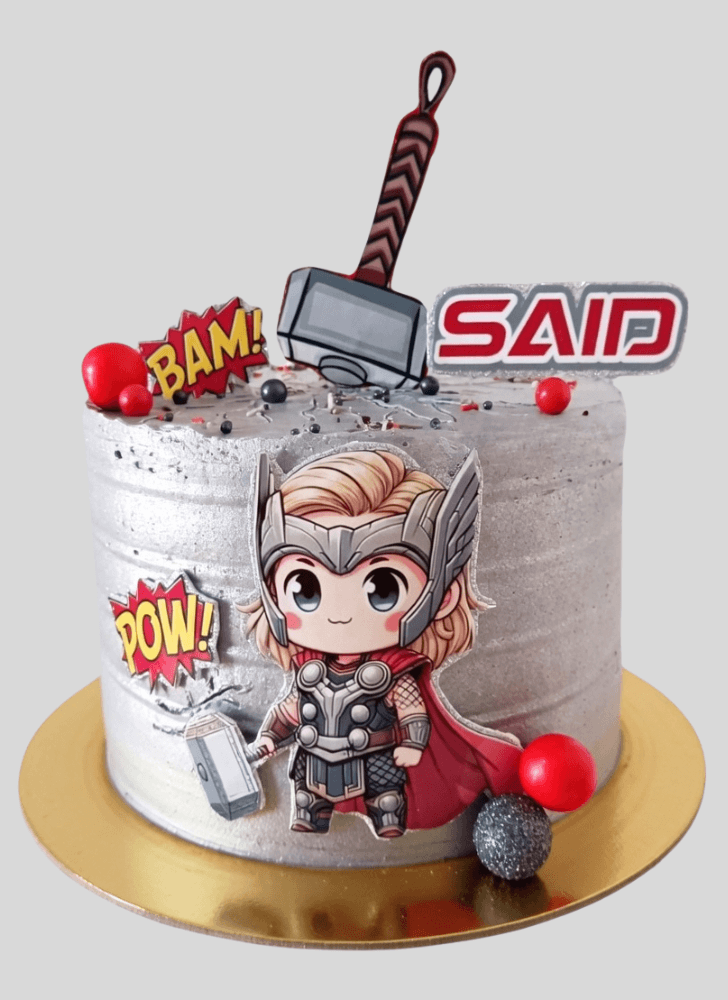 Ravishing SuperHero Cake