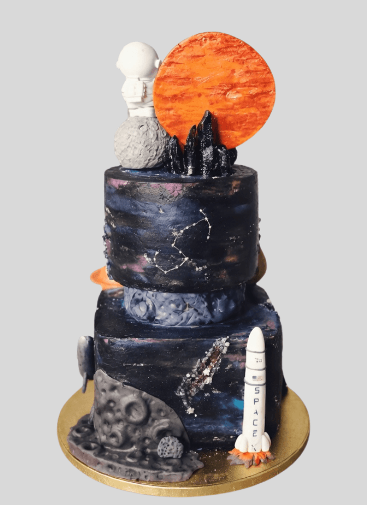Beauteous Isro Cake