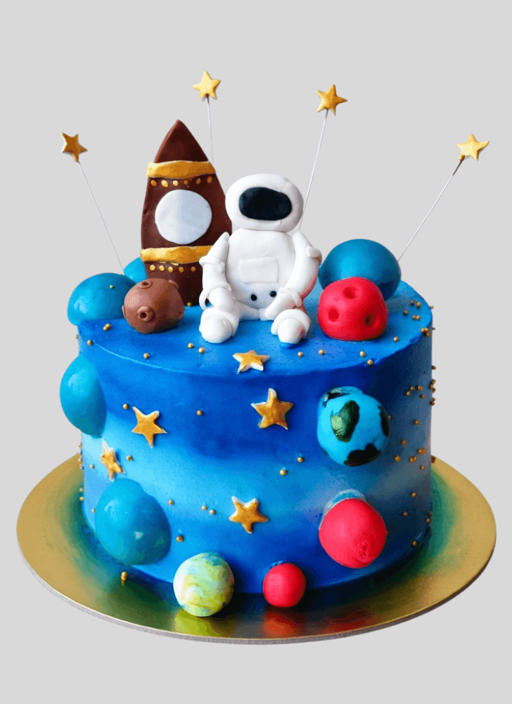 Comely Isro Cake