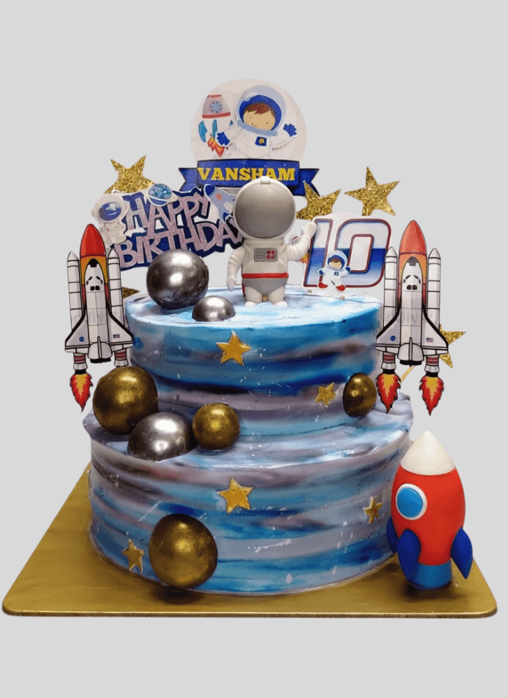 Dazzling Isro Cake