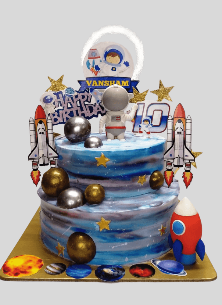 Exquisite Isro Cake