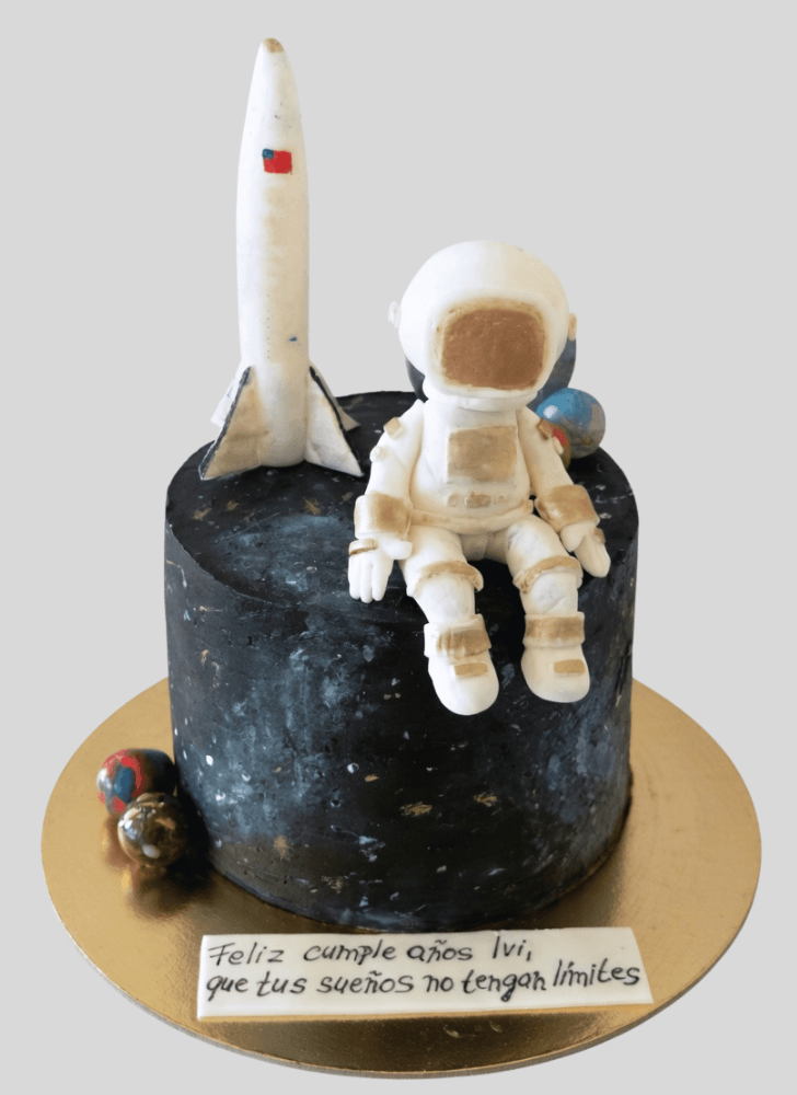 Fascinating Isro Cake
