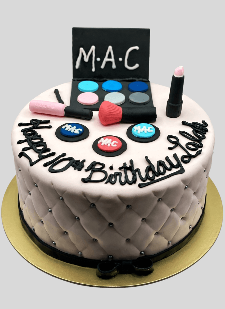 Ideal MAC Makeup Cake