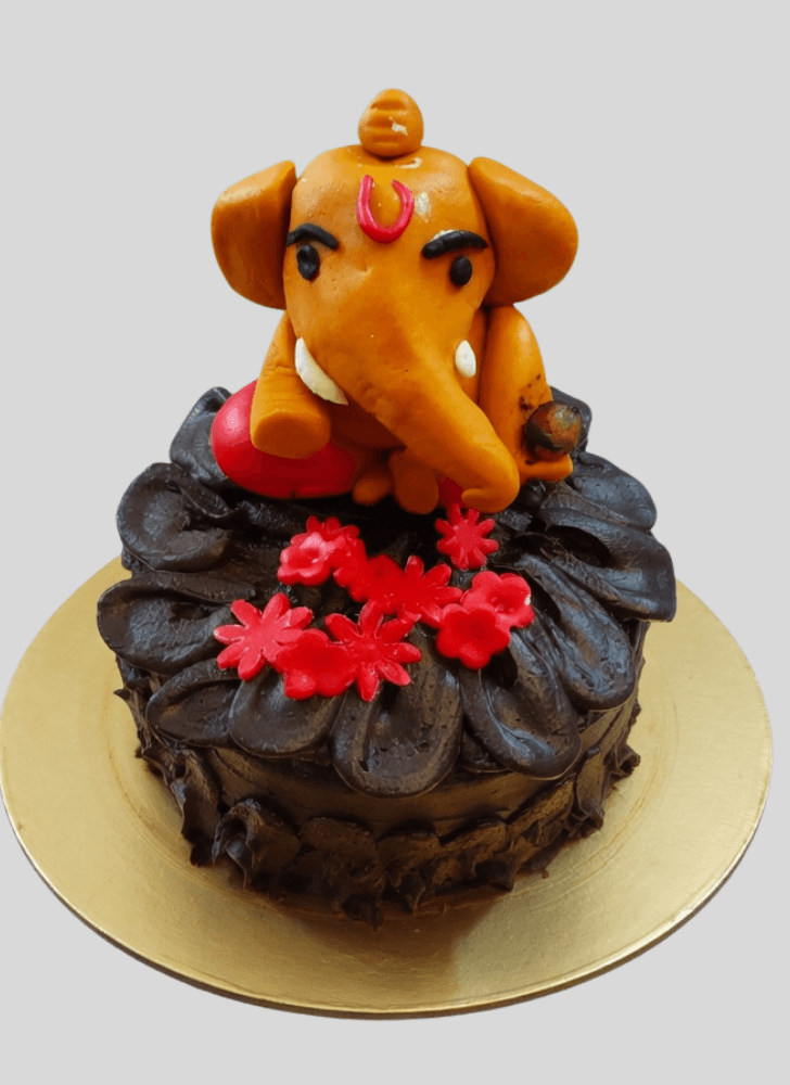 Admirable Ganesh Cake Design