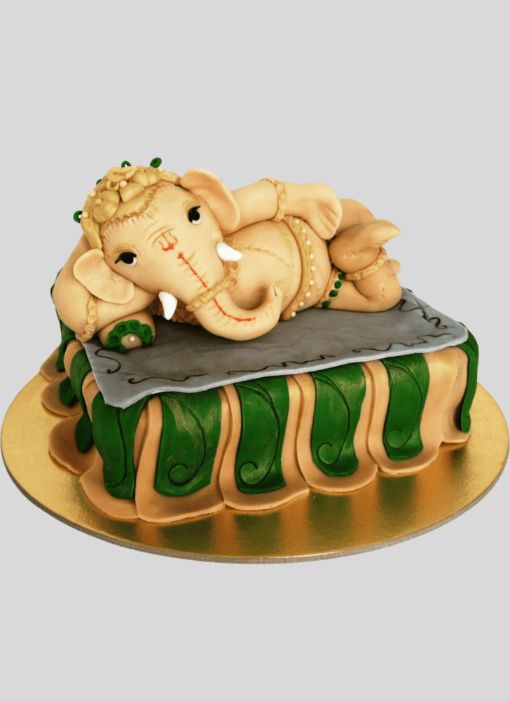 Fair Ganesh Cake