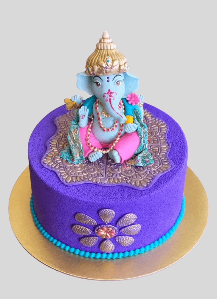Pleasing Ganesh Cake