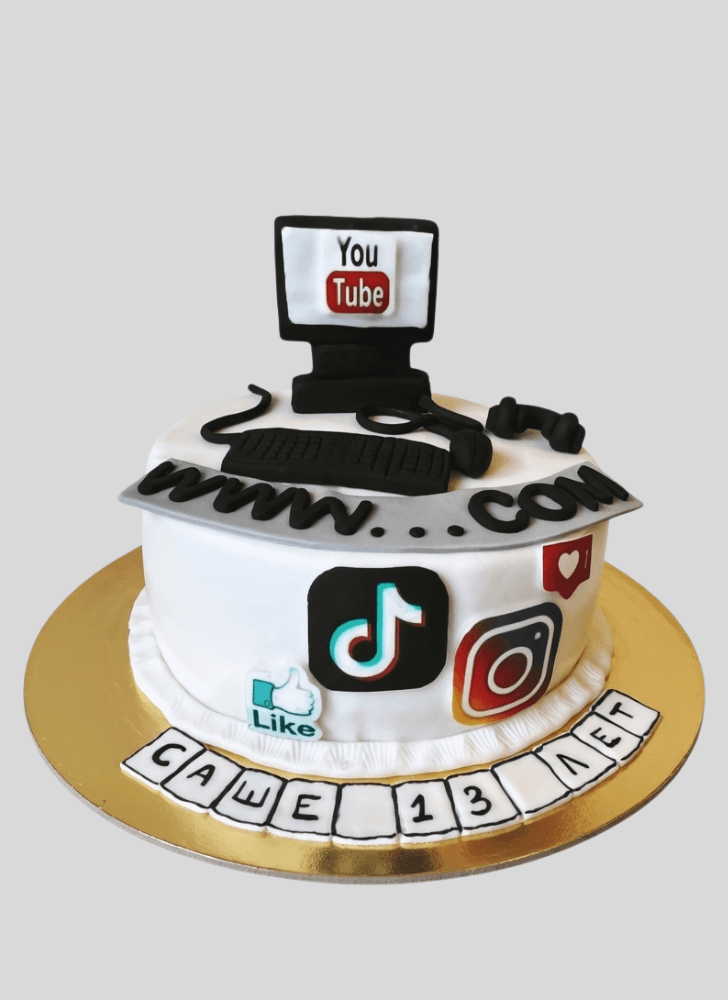 Marvelous Computer Cake