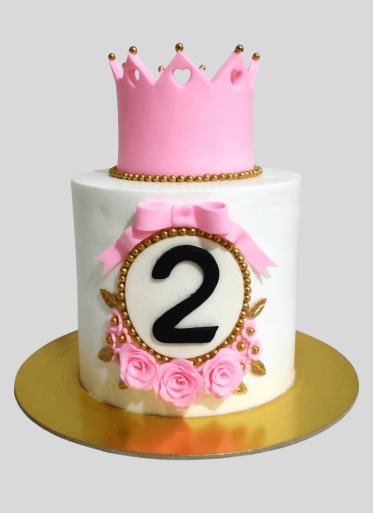 Beauteous Crown Cake