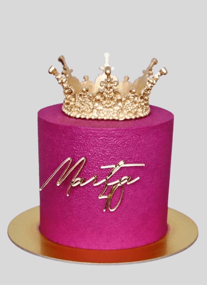 Captivating Crown Cake