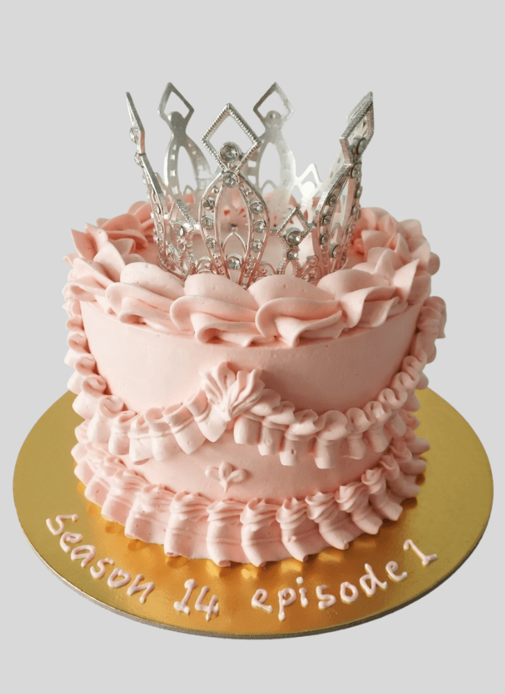 Splendid Crown Cake