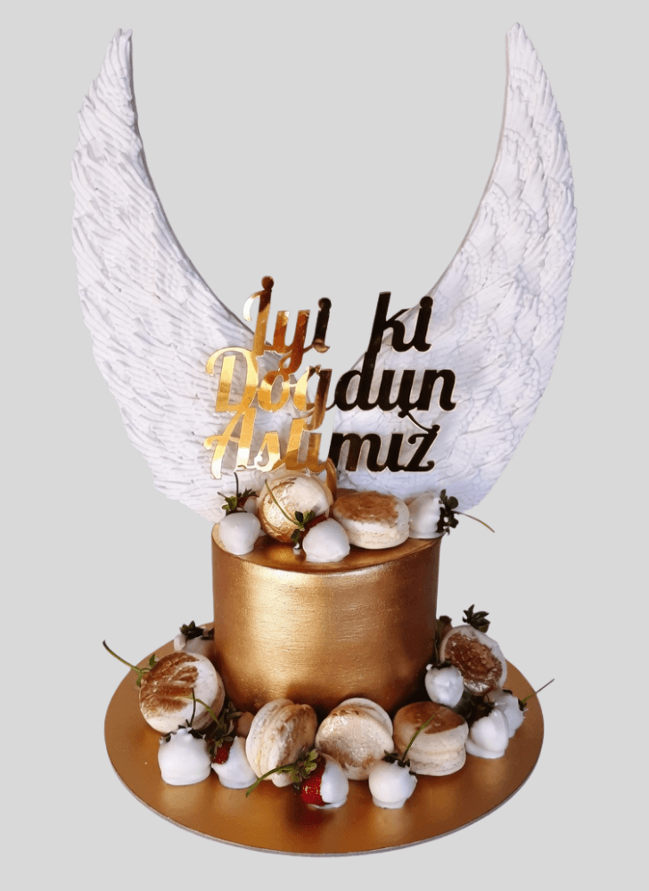 Delicate Wing Cake