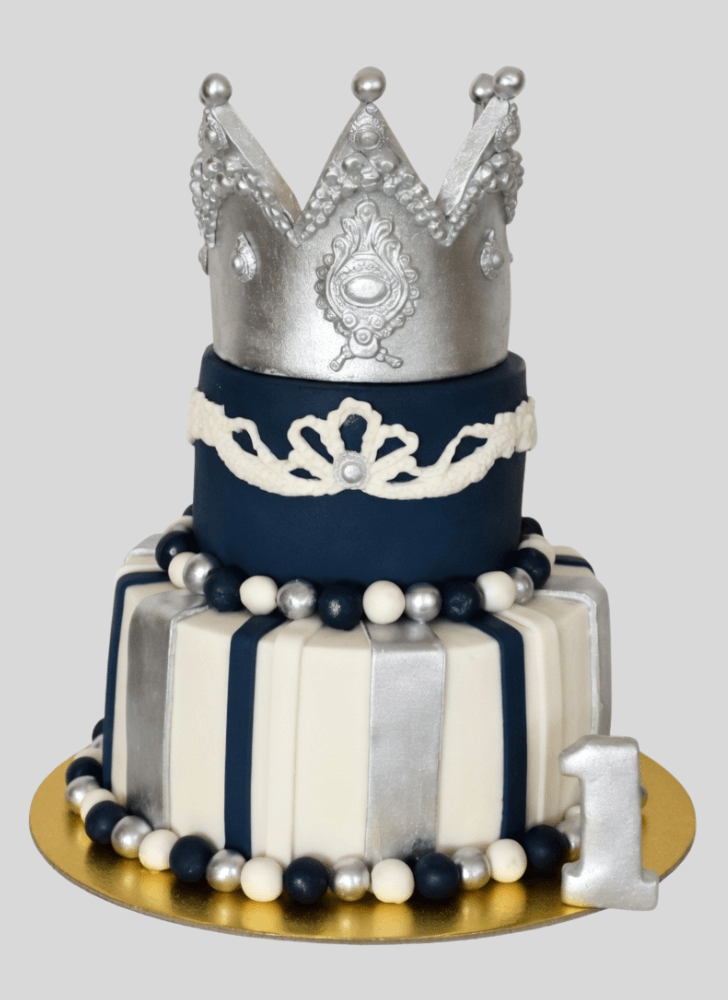 Adorable King Crown Cake