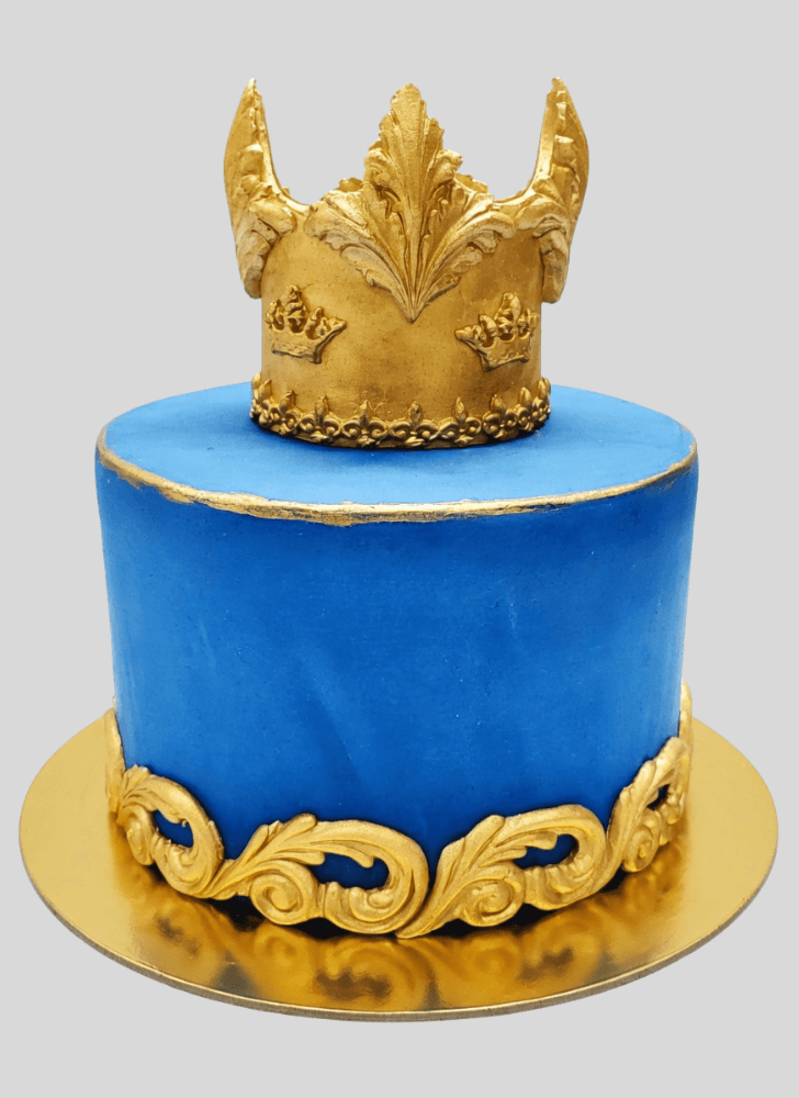 Angelic King Crown Cake