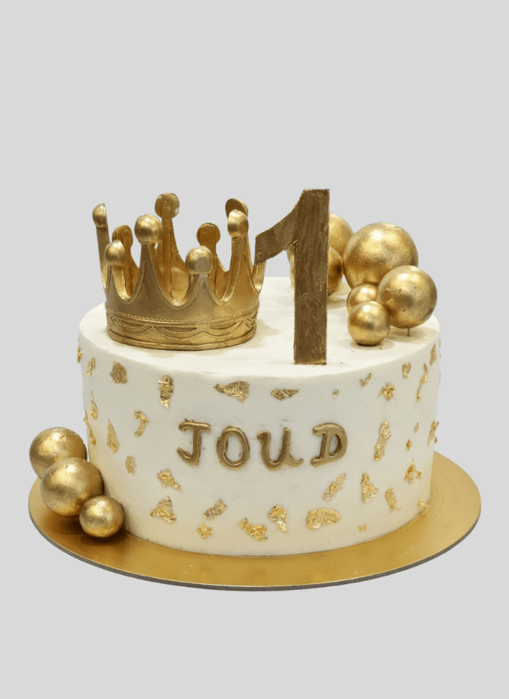 Captivating King Crown Cake