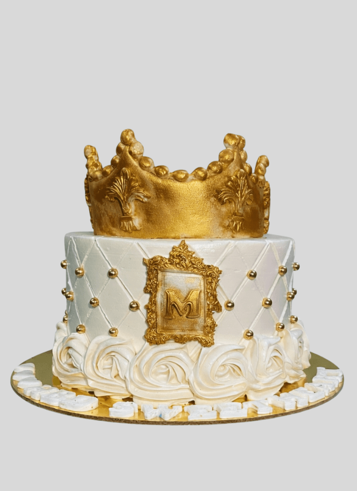 Elegant King Crown Cake