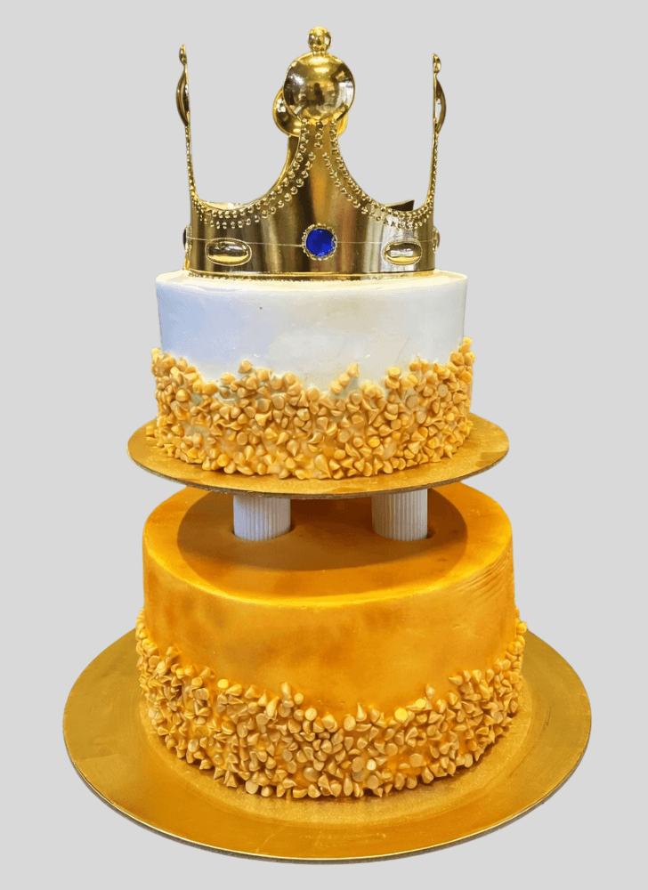 Good Looking King Crown Cake