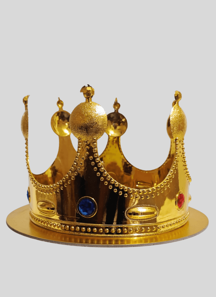 Pleasing King Crown Cake