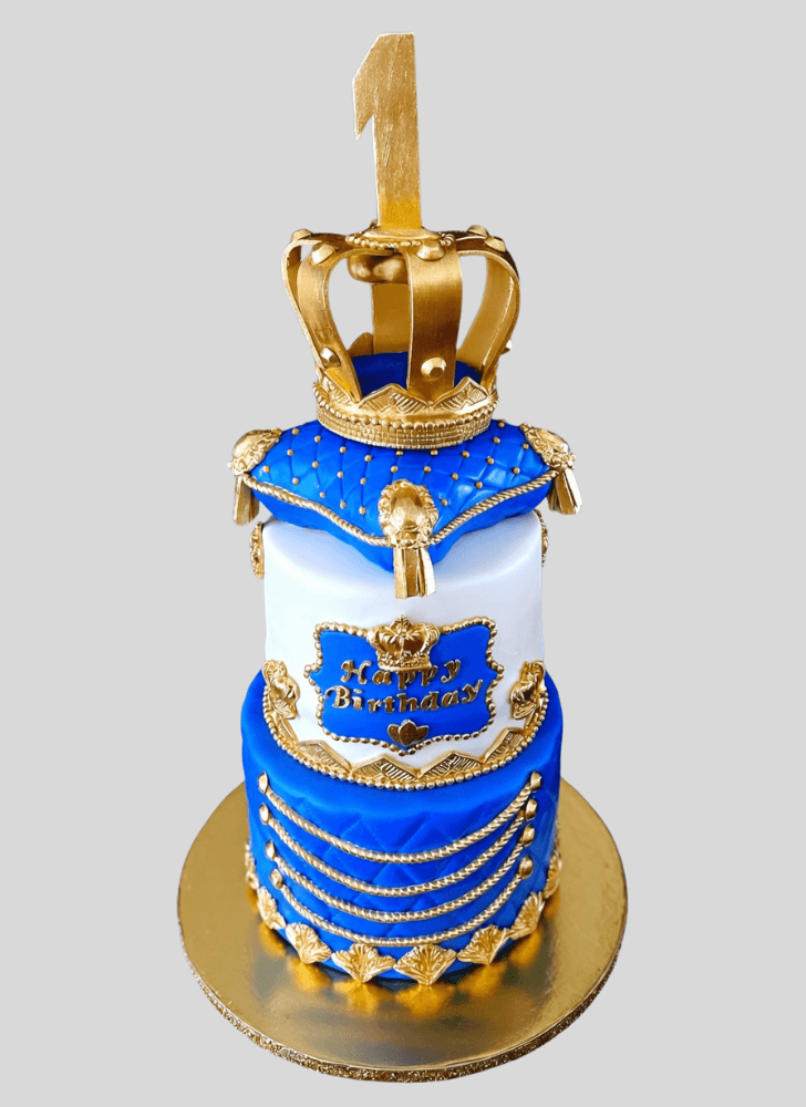 Refined King Crown Cake