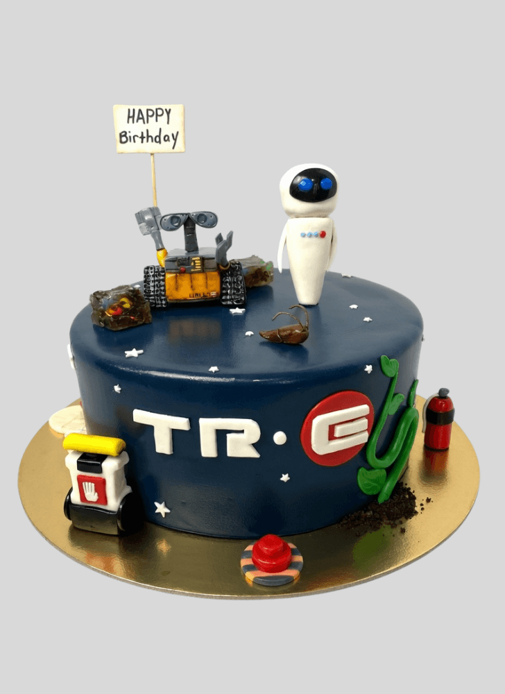 Fine Wall-E Cake
