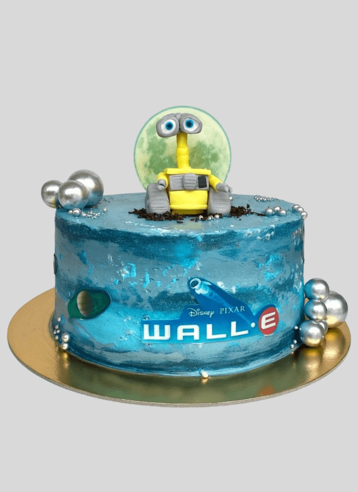 Magnificent Wall-E Cake