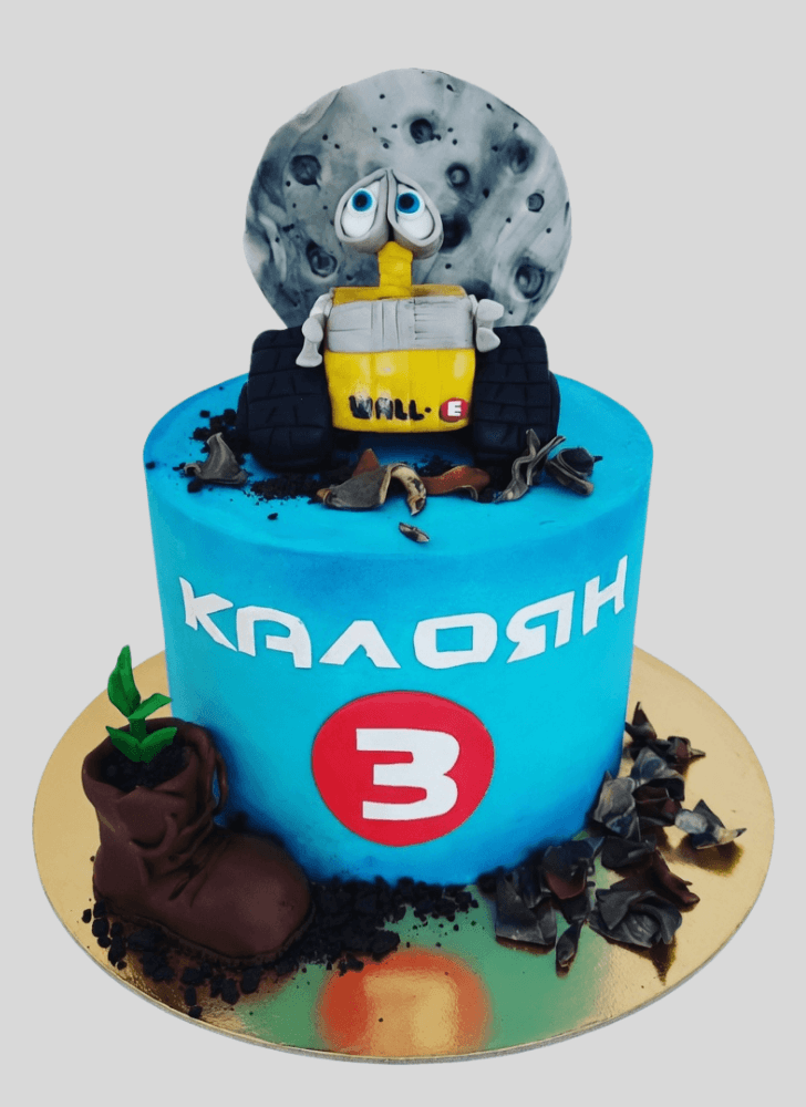 Marvelous Wall-E Cake