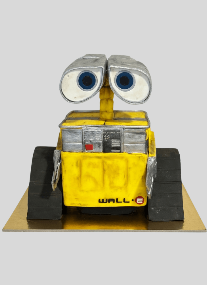 Nice Wall-E Cake