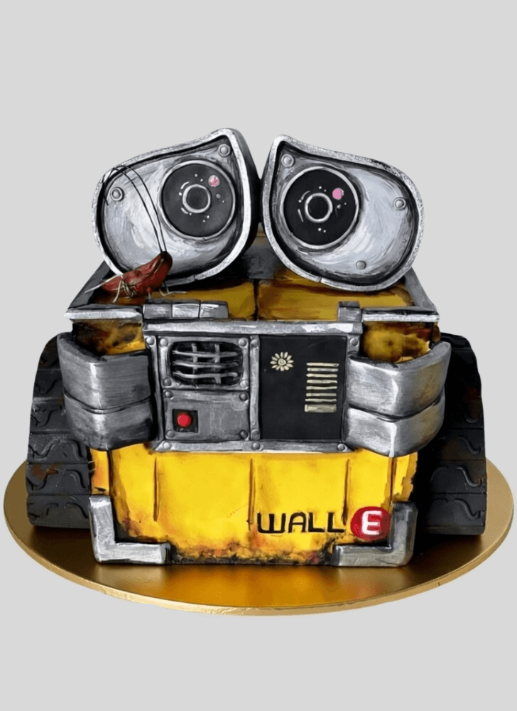 Shapely Wall-E Cake