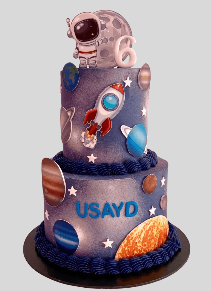 Admirable Space Cake Design