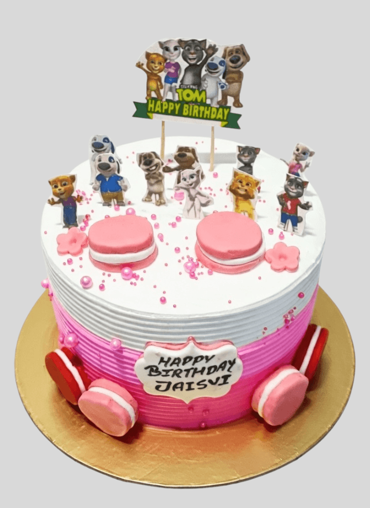 Pretty Talking Tom Cake