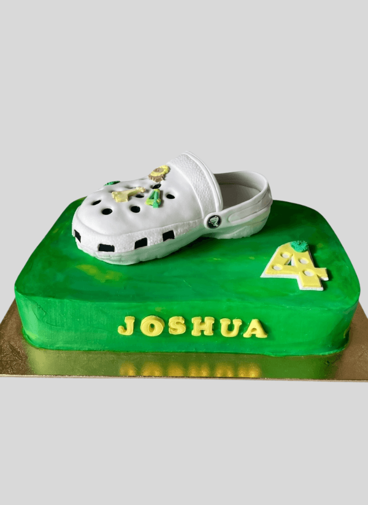 Pleasing Crocs Cake