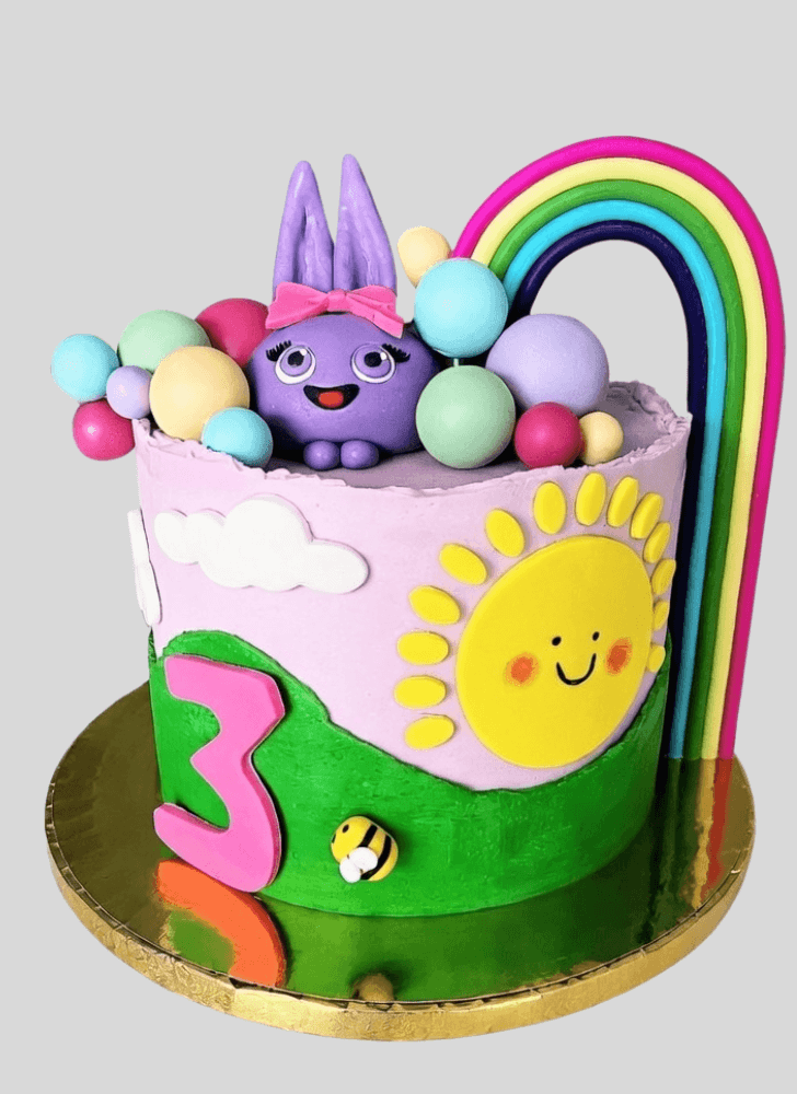 Enticing Sunny Bunnies Cake