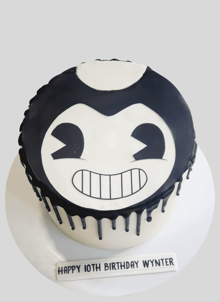 Wonderful Bendy Cake Design