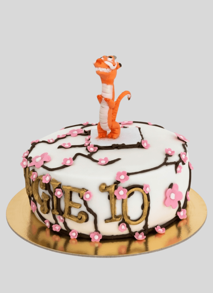 Divine Mushu Cake